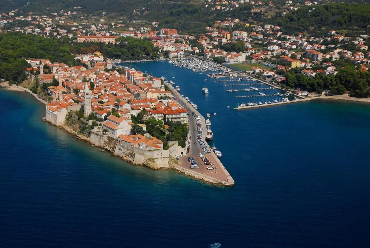 Apartments Trlika Kampor Croatia