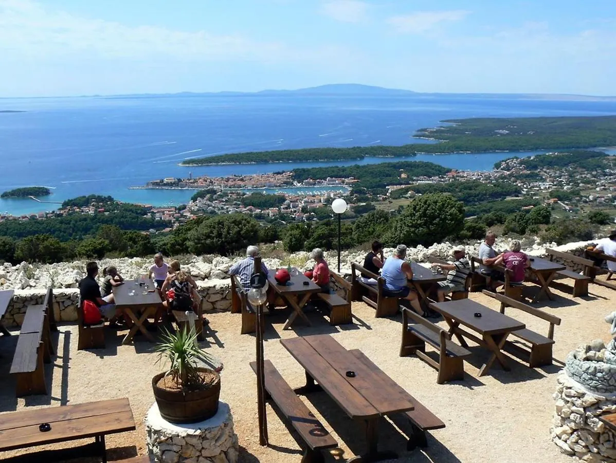 Apartments Trlika Kampor Croatia